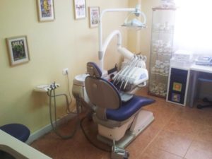 CLINICA-DENTAL-EN-CANDELARIA-3 blank